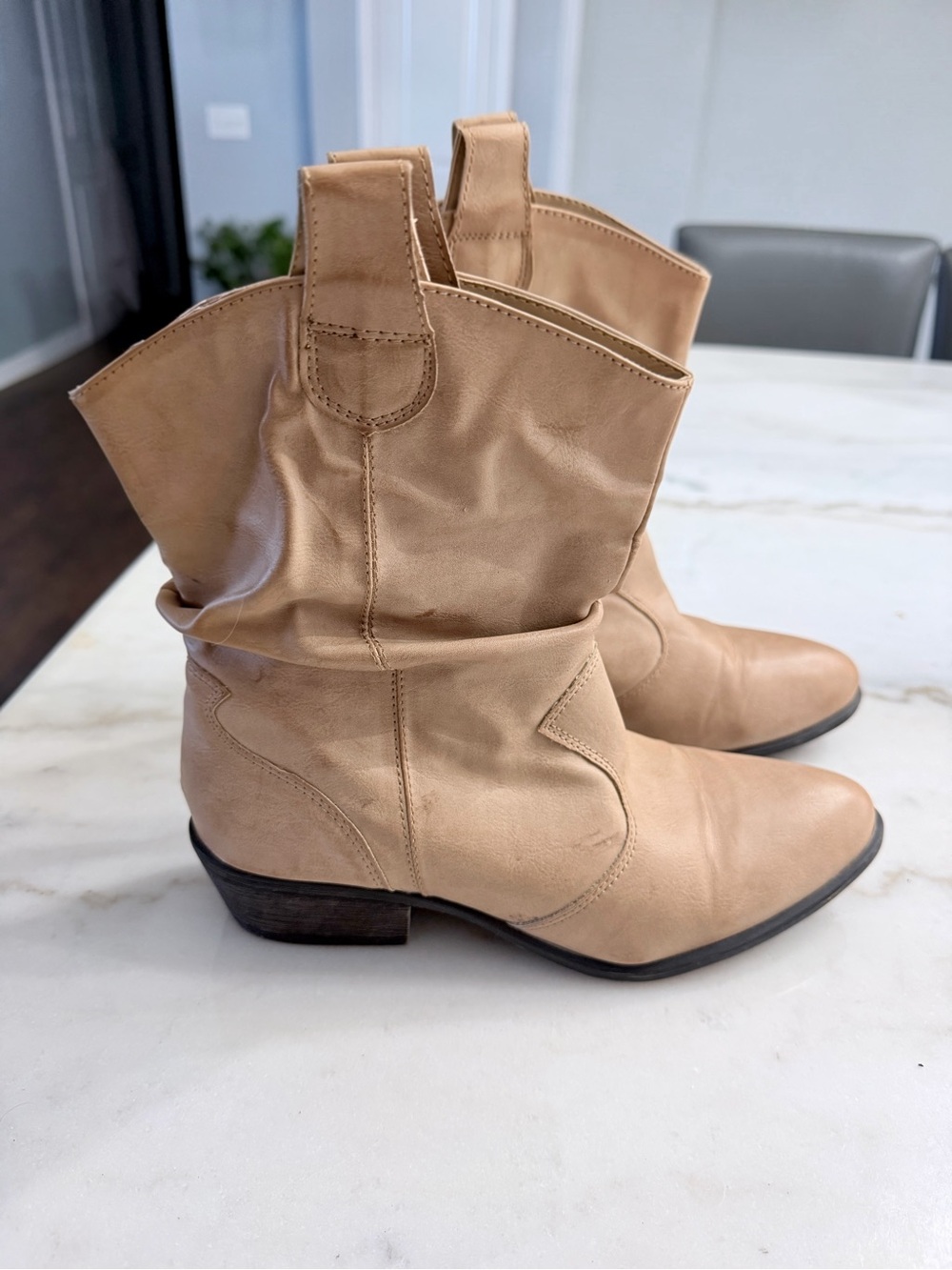 Bamboo beige/tan short slip on minimalistic slouchy cowboy ankle boots size 8.5